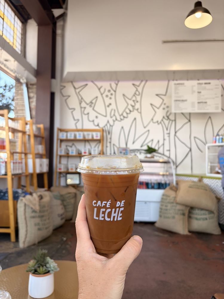 Café de Leche photo 4